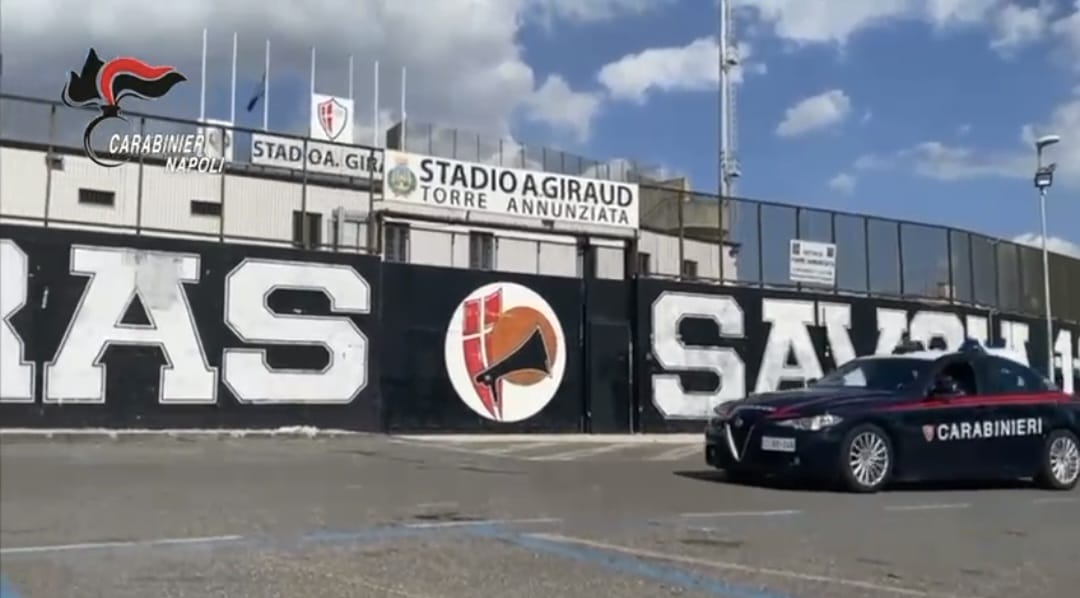 Torre Annunziata, estorsioni al Savoia Calcio: cinque arresti