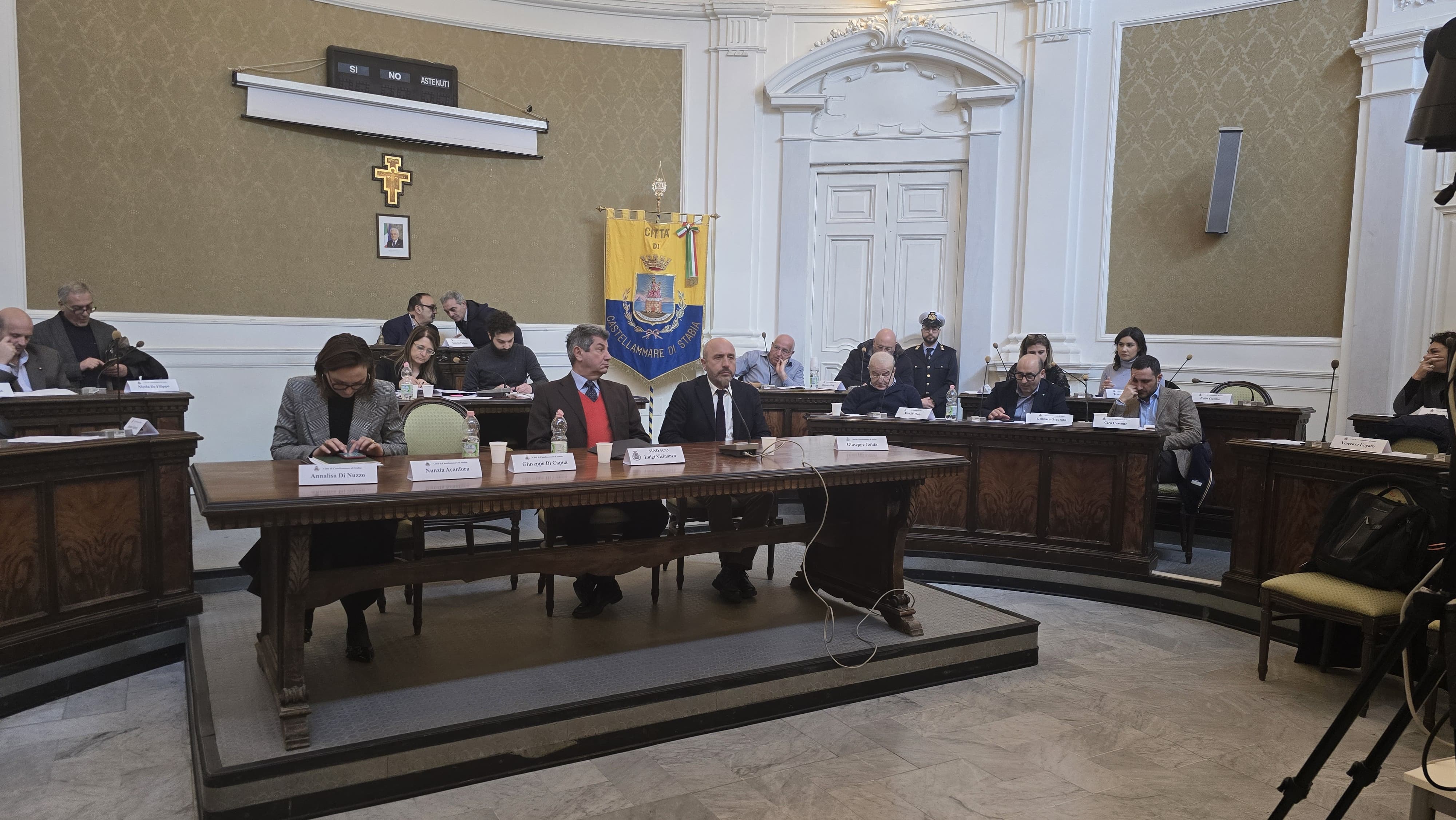 Castellammare, il consiglio comunale e Vicinanza: 'Stop sottopasso Circum, Eav lo cancelli'