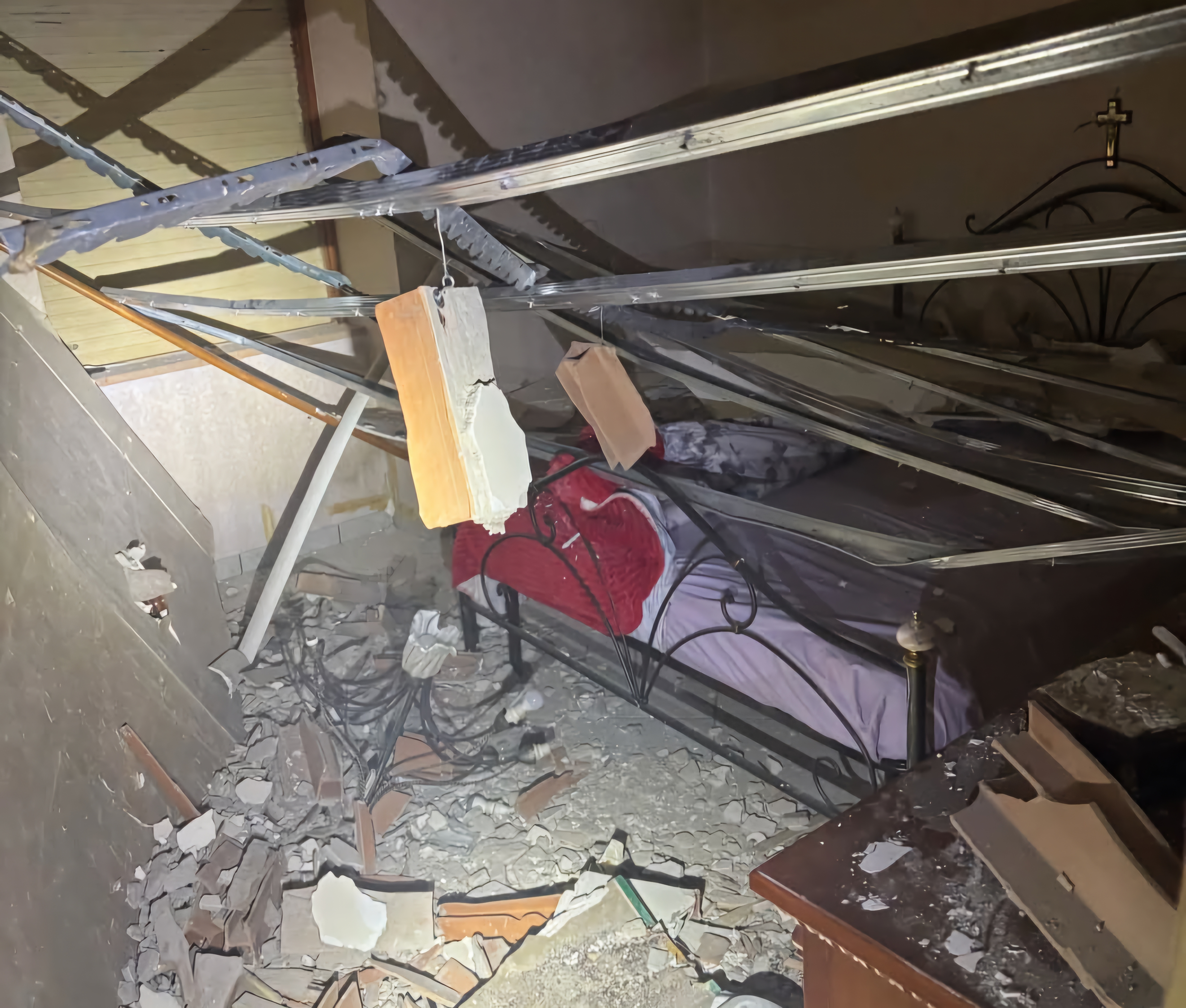Napoli, terremoto nella notte. Scossa 4,4. Gente in strada