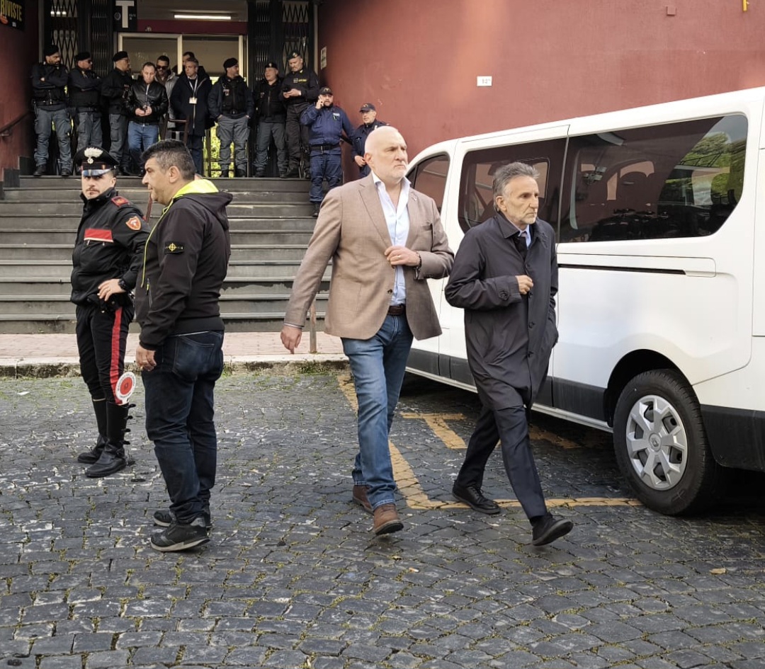 Castellammare, crollo funivia: quattro morti. Presidente Eav: 'Faremo chiarezza'