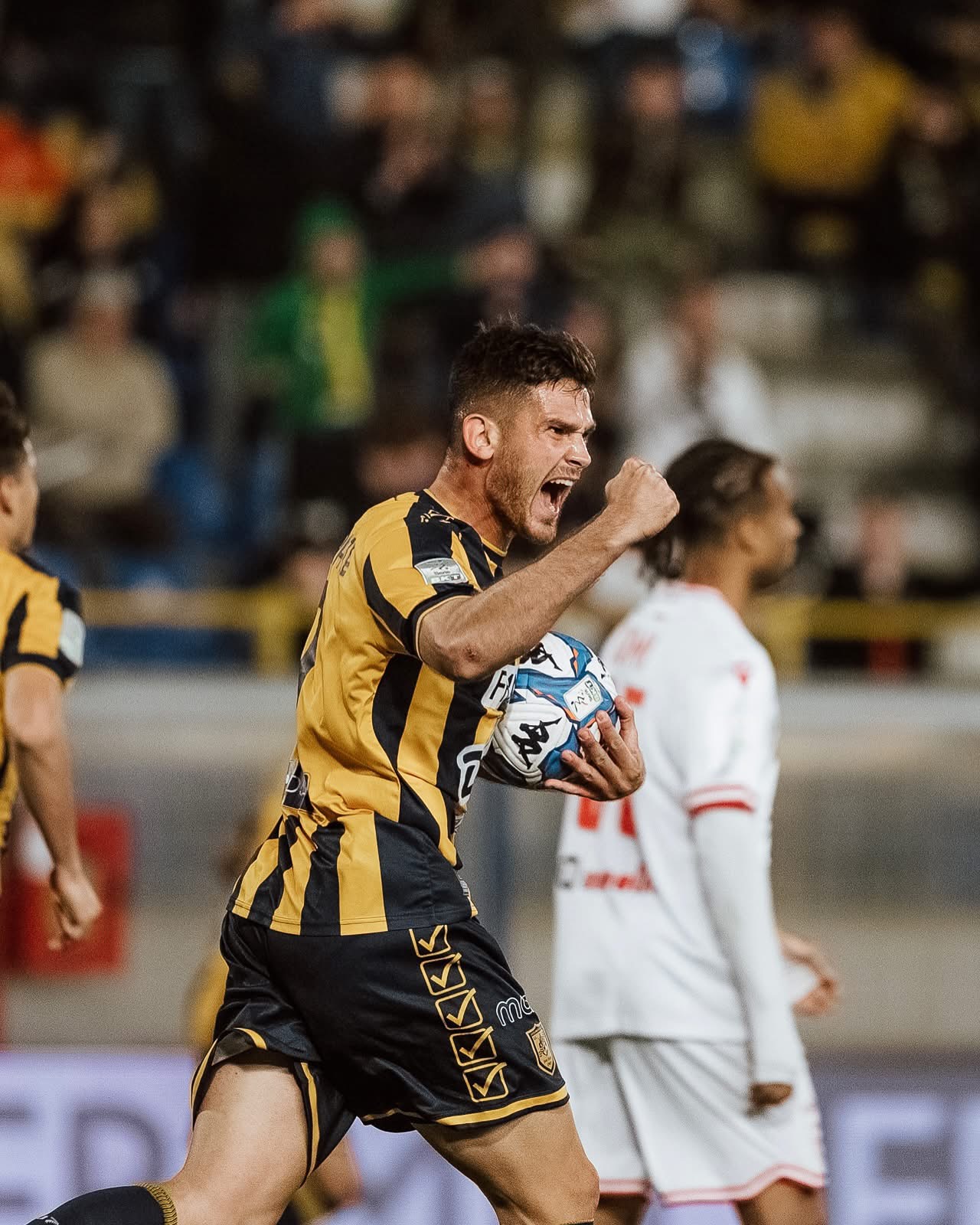 Juve Stabia, Grande prestazione, risultato bugiardo. Reggiana cinica, vespe sconfitte