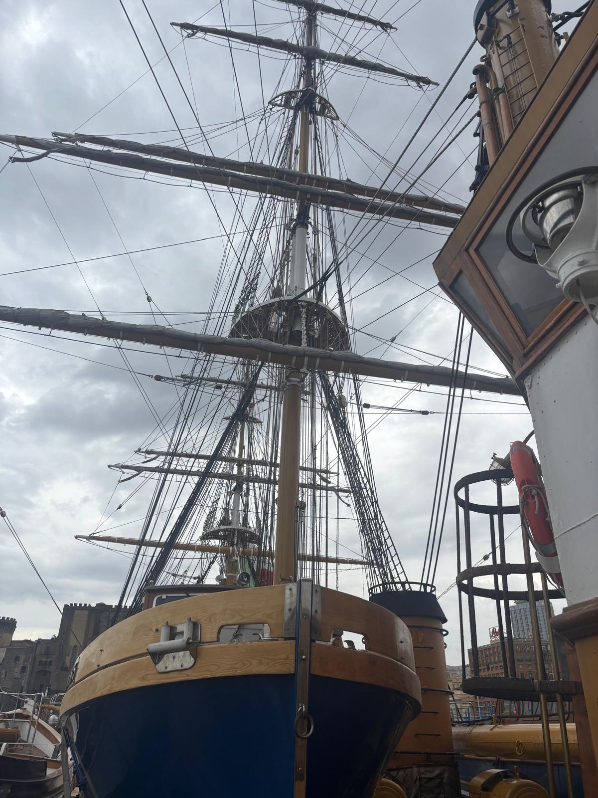 Vespucci in tour, da Napoli a Castellammare: record di visitatori 