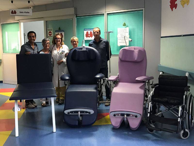 Gli amici di Chicco in aiuto dei bimbi malati di tumore, donazione per i pazienti a Nocera