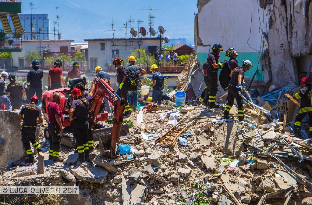 Palazzina crollò, 8 morti seppelliti dalle macerie: 5 condanne, anche l'amministratore di condominio 