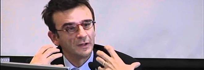 Concorsi truccati nell'UniversitÃ , arrestati in sette: nei guai il professore Amatucci della Federico II