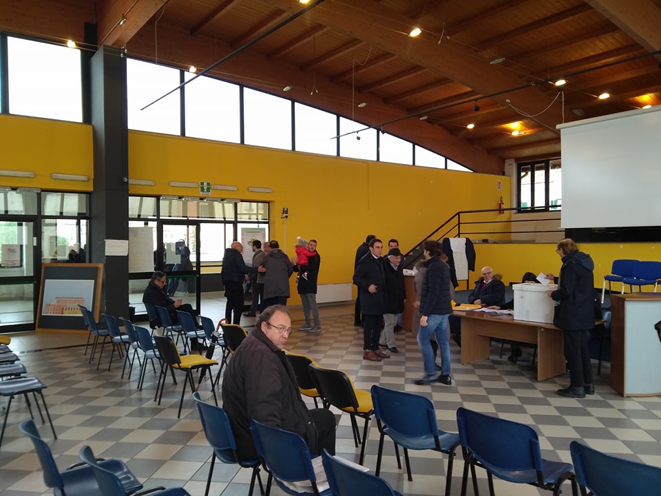 Nicola Corrado espugna il feudo casilliano e festeggia l'elezione a segretario del Pd