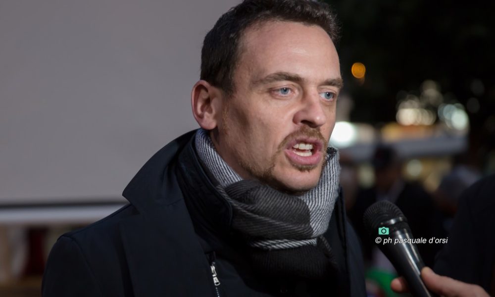 Scontro Gallo-Rivellini, il politico dei Cinquestelle: 