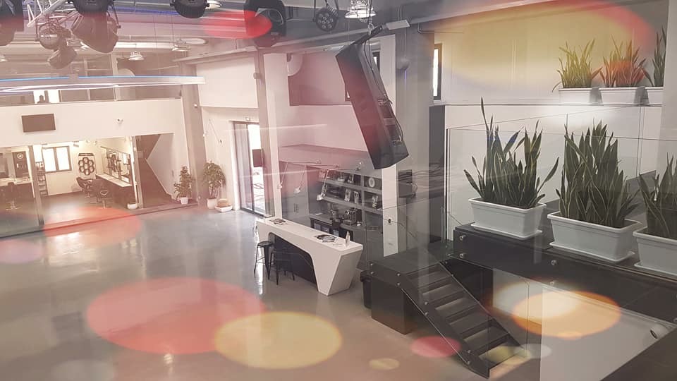 A Castellammare HuB apre le sue porte per un evento esclusivo di musica e divertimento