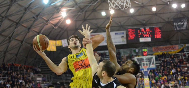 SCAFATI BASKET: Derby campano al Palamangano