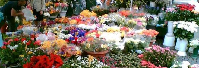 Mercato dei fiori a Torre Annunziata, De Luca decide l'addio a Castellammare e Pompei