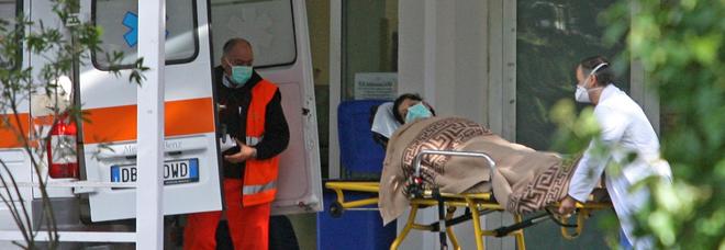 A Napoli torna il colera, colpita una mamma e un bambino di due anni 