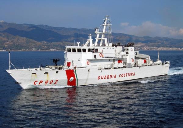 Peschereccio disperso, ritrovato un relitto: ore di angoscia per il comandante di Ercolano