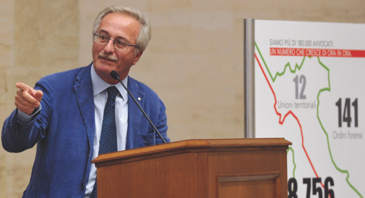 Avvocati al Tribunale di Torre Annunziata, caos e guerra per il rinnovo dei vertici dell'Ordine: tutto congelato per sei mesi