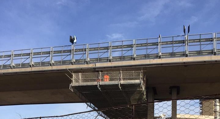 Castellammare, nuova chiusura a sorpresa del viadotto: torna il caos e il traffico paralizzato