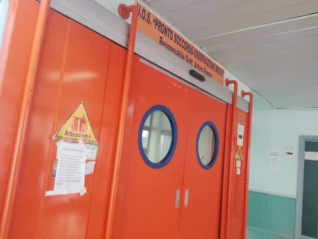 Castellammare, donna di Torre del Greco con sospetta meningite 
